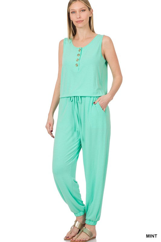 SLEEVELESS JOGGER JUMPSUIT