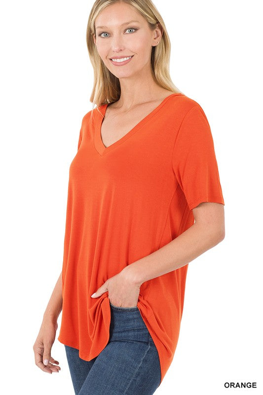 LUXE RAYON SHORT SLEEVE V-NECK HI-LOW HEM TOP