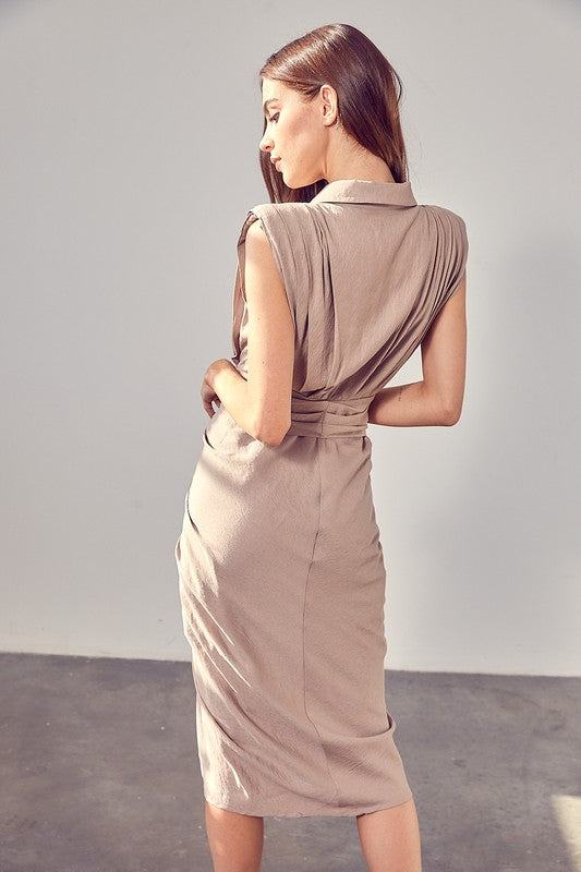 SLEEVELESS BUTTON FRONT TIE DRESS