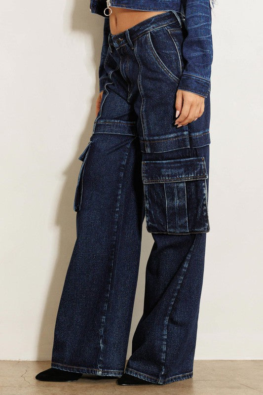 CARGO POCKET WIDE JEANS