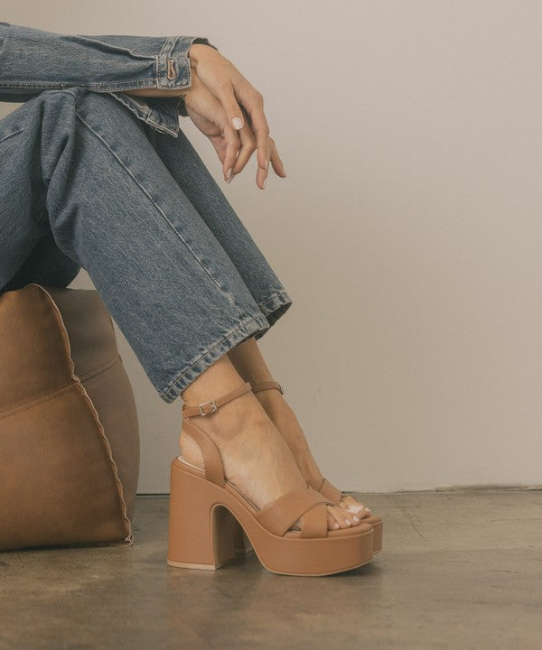 Oasis Society Norah - Chunky Platform Heel